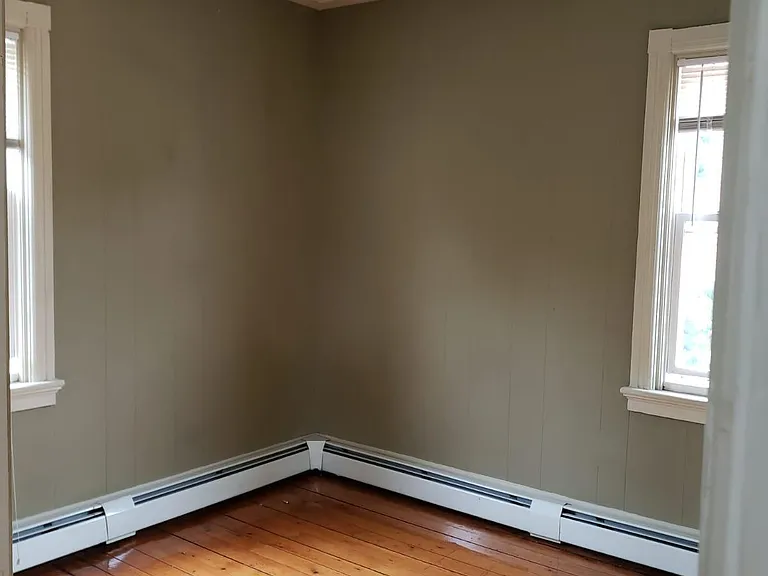 240 Valley St #3 — Photo 7