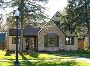 1105 8th St S, Fargo, ND 58103