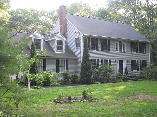 2nd image of 60 Laurel Cliffs Rd