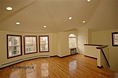 3rd image of 3139 104th St