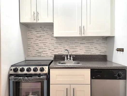 Rented by Compass | media 3