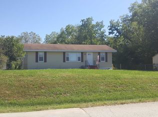 802 S 10th Ave, Ozark, MO 65721