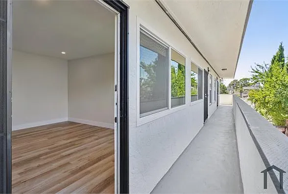 3441 Laguna Ave #1 — Photo 20