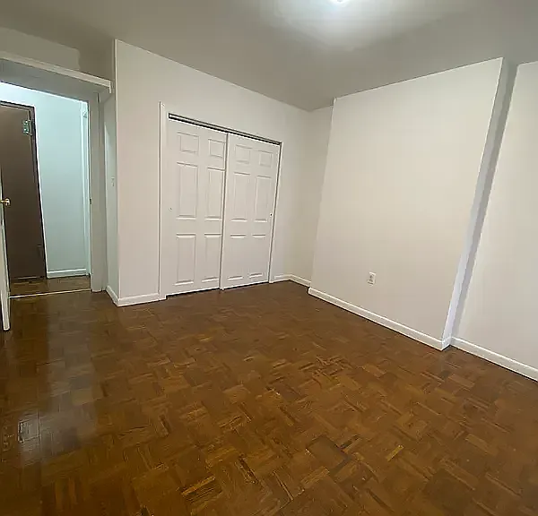 424 W 56th St #5 — Photo 11