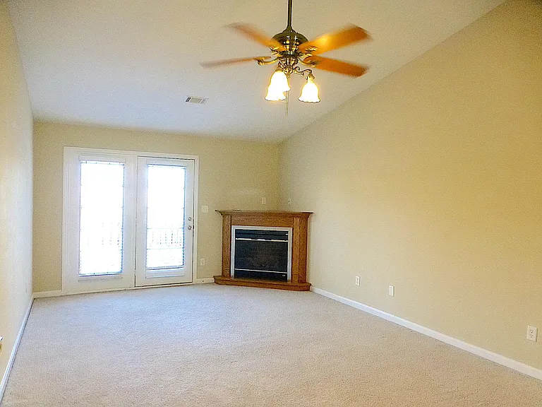 7014 Reagan Cir — Photo 4