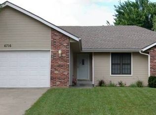 6716 SW Finsbury Ave, Topeka, KS 66614