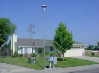 4 Royalty Ct, Sacramento, CA