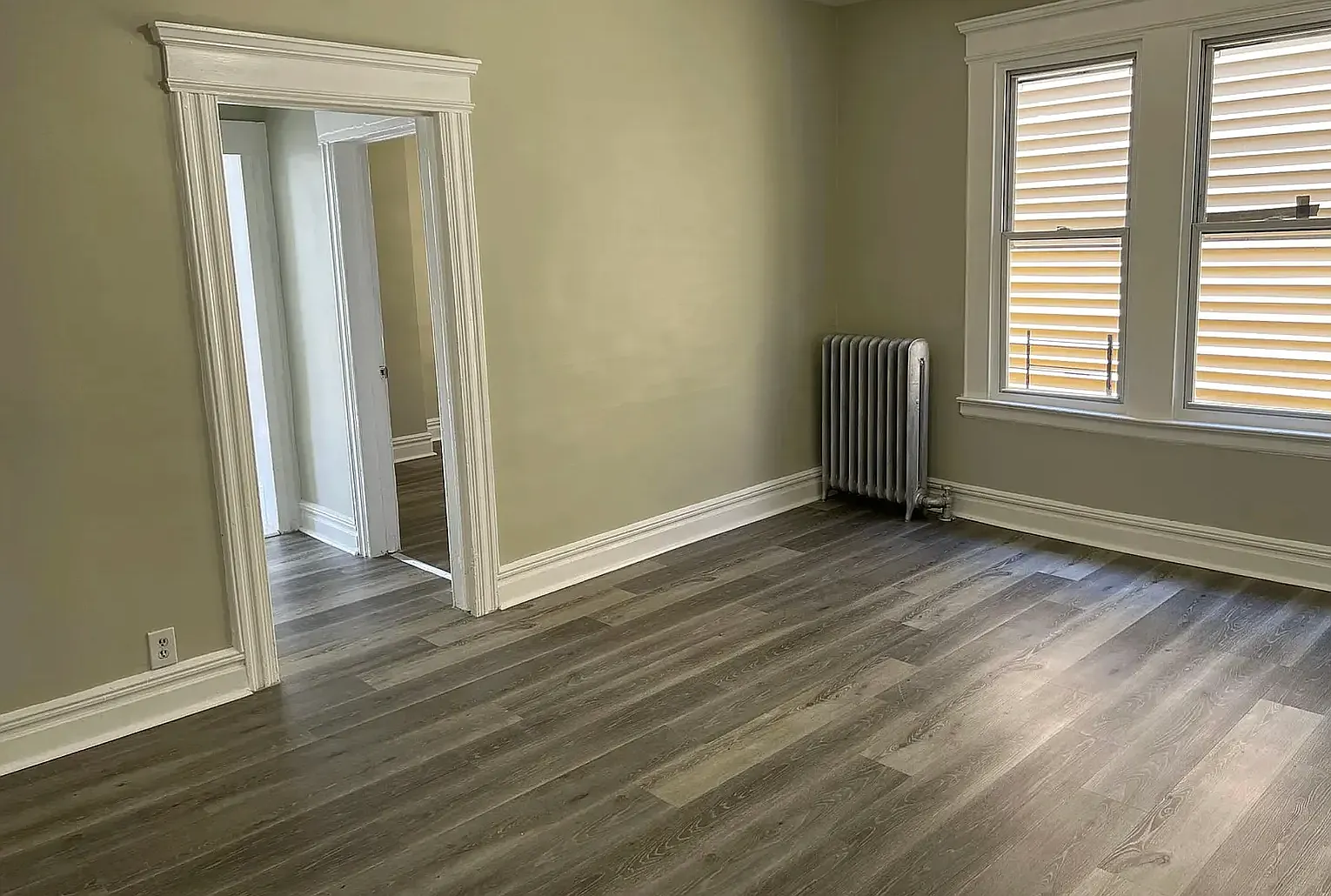 2 bed, $2,600 — Photo 4