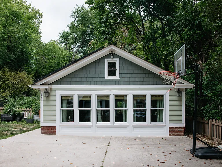 212 S Mendenhall St #B — Photo 1