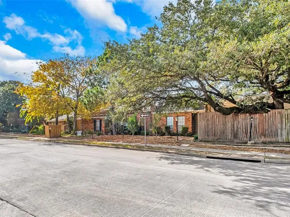 7500 W Loop S Fwy #D, Bellaire, TX 77401