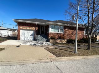 13058 S Manistee Ave, Chicago, IL 60633
