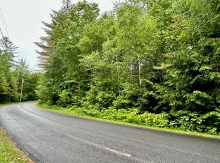 8-5 Maplehurst Dr, Belgrade, ME 04917