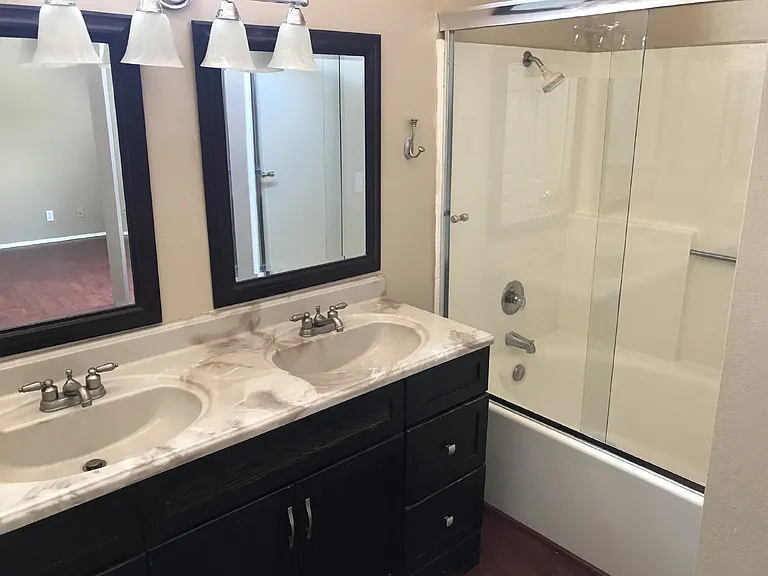 24650 Leafwood Dr — Photo 9