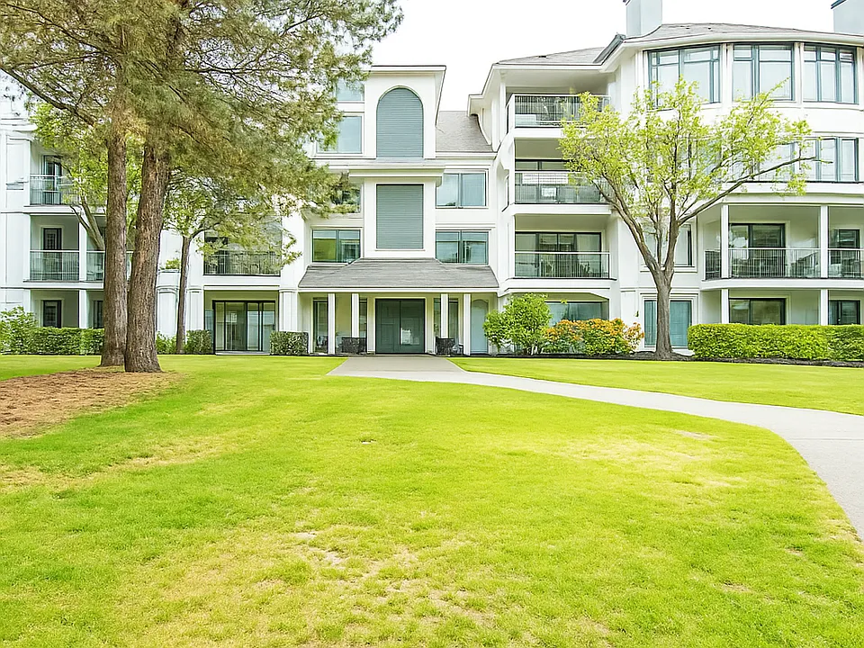 7025 Stride Ave #205B