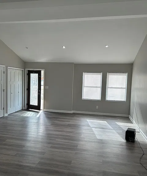 3137 Cherrytree Ln — Photo 2