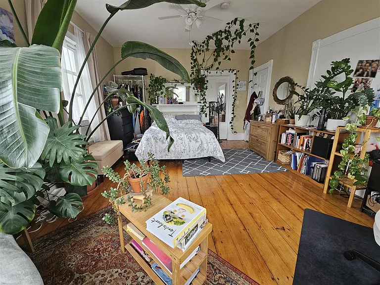 Linden Ave — Photo 9