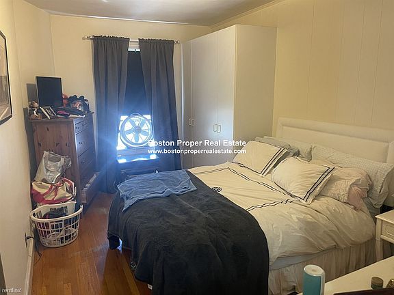 456 Beacon #9 Boston - Back Bay Unit Photo 2 (1)