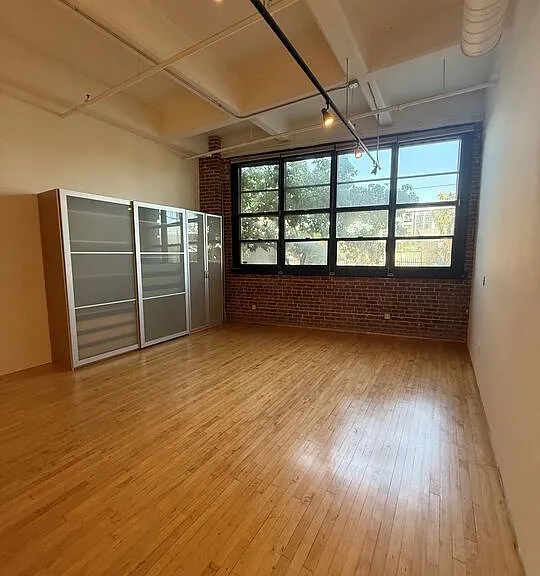 1850 Industrial St #114 — Photo 9