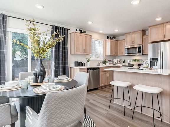 7th image of this home