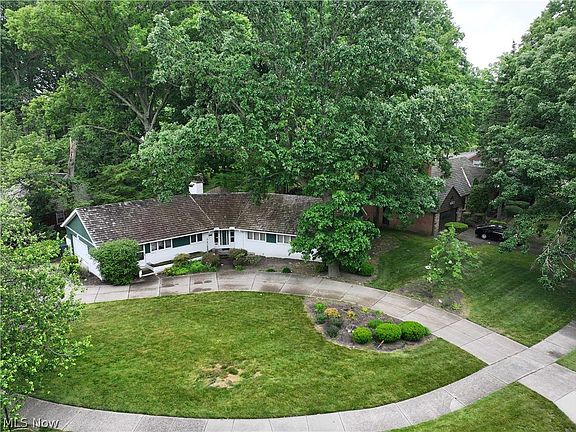 4th image of 3159 Eastwick Dr