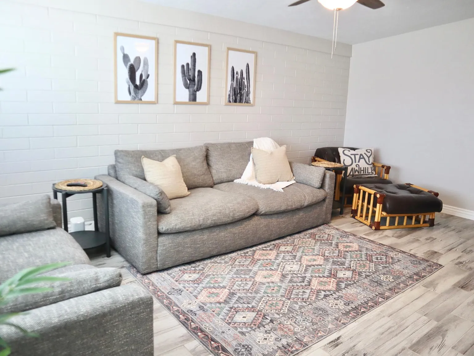 437 E Kelso St — Photo 3
