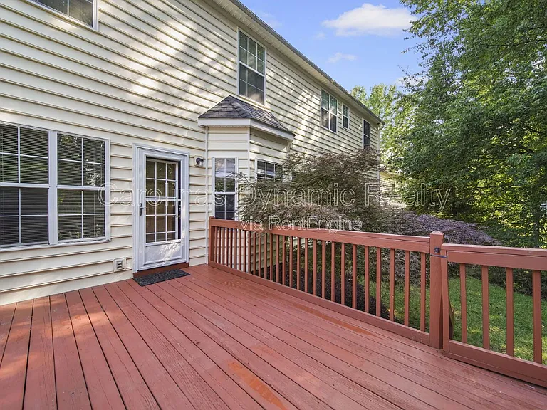 2812 Redfield Dr — Photo 36