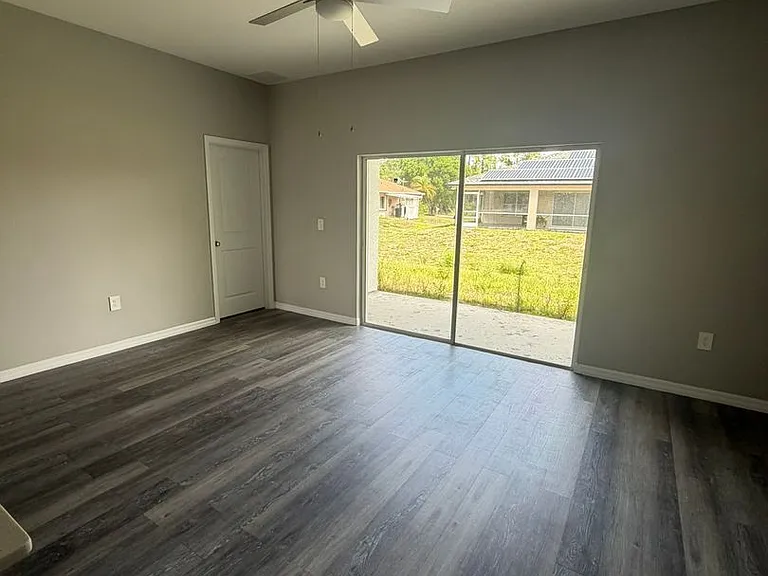 5416 Bristo St #5416 — Photo 8