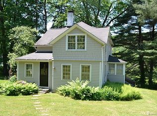 8 School St, Washington, CT 06793