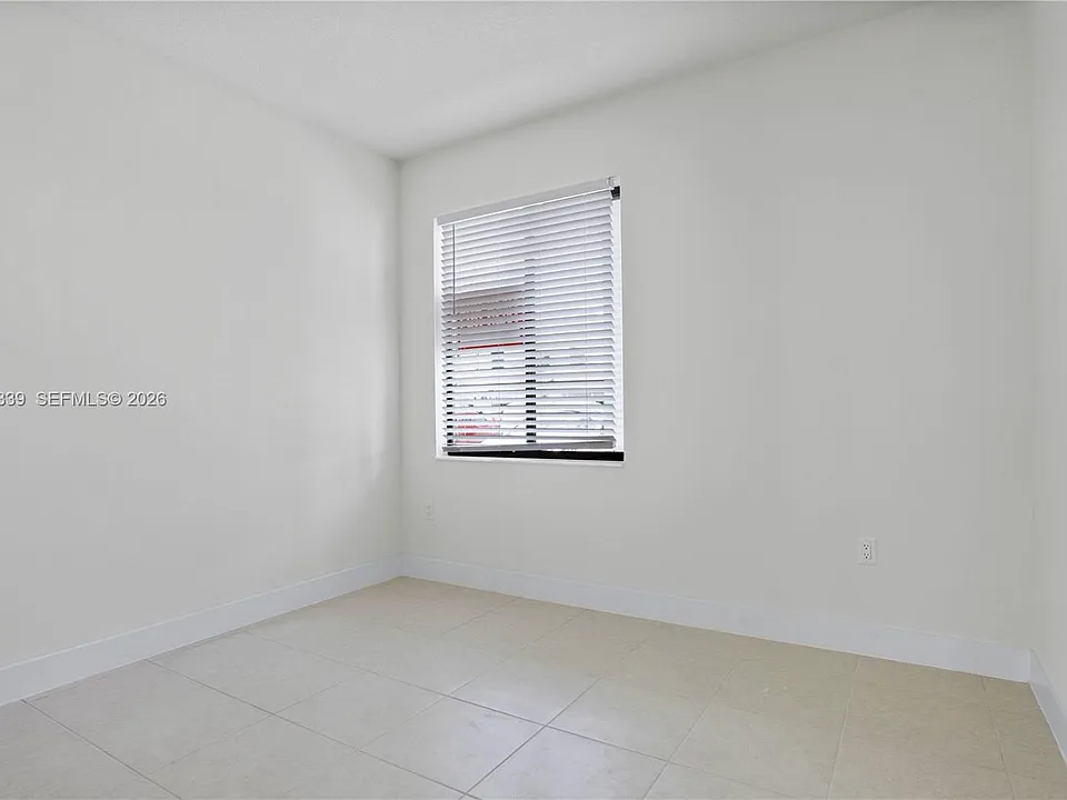 10870 NW 88th Ter #208
