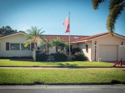 11644 Oxford St, Seminole, FL, 33772