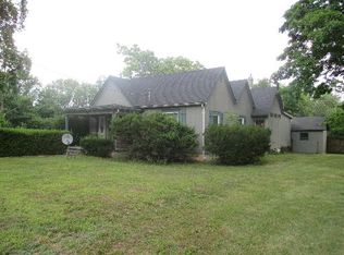 218 S Main St, Greenfield, MO 65661