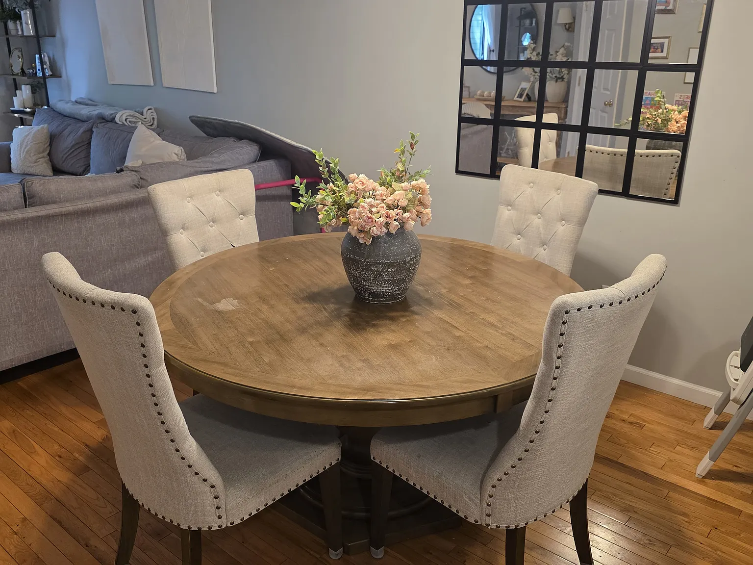 2 bed, 1100 sqft, $2,300 — Photo 4