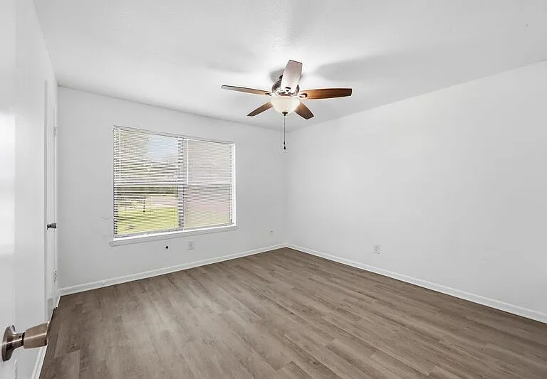 1410 S Elizabeth Ave #105 — Photo 42