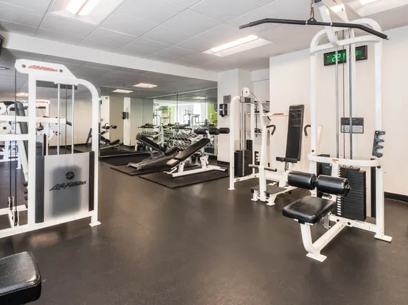 77 Park Avenue image 43 of 55