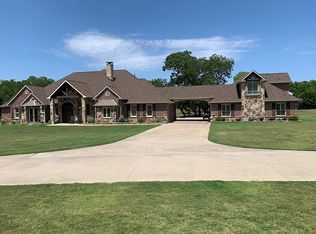 1292 Judge Carr Rd, Whitewright, TX 75491