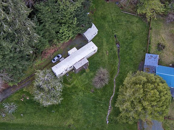 3rd image of 51298 Myrtle Creek Rd