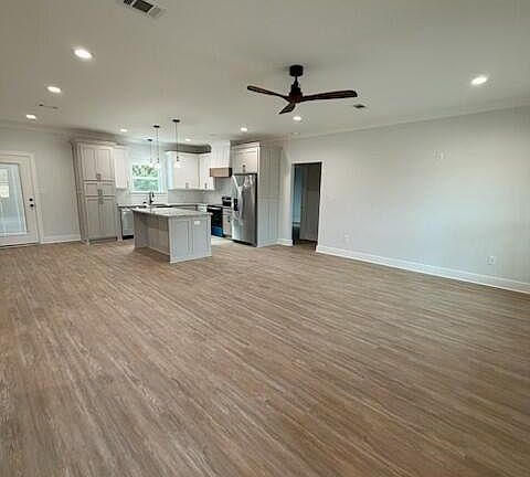 4th image of 25160 Yellow Bluff Rd