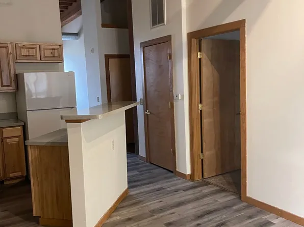 Belle Harbor offers one, two, and three bedroom lofts