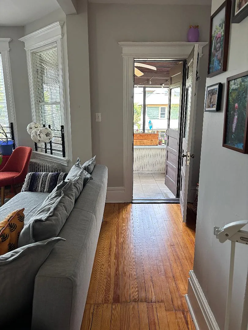 4 bed, $2,900 — Photo 3