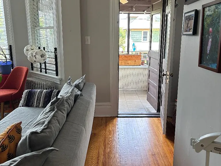 10 Almira St #2 — Photo 3