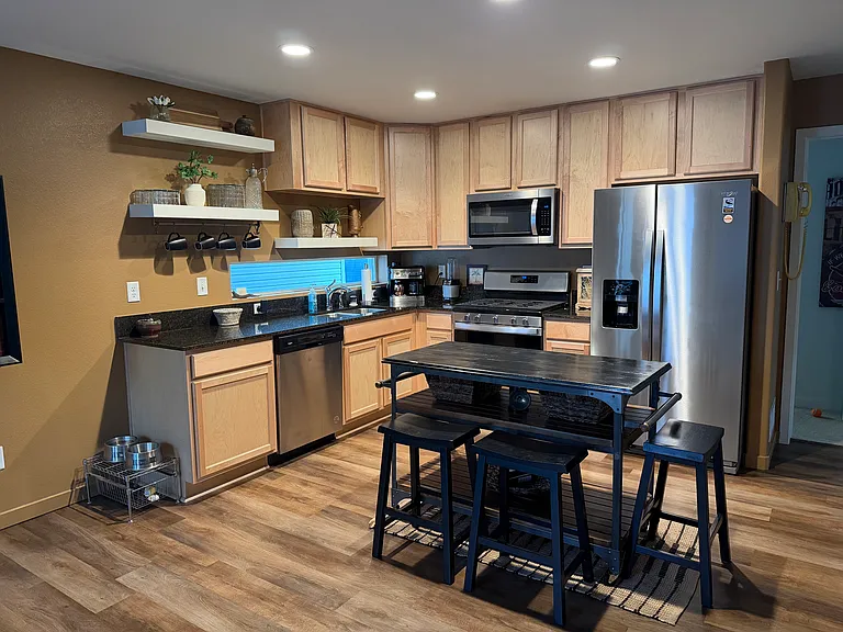 5720 Tramore Ct — Photo 4