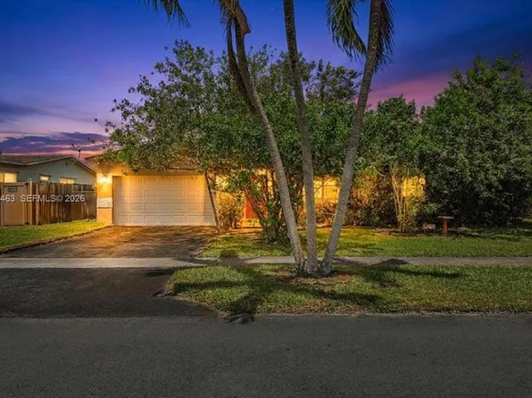 9261 SW 55th St, Cooper City, FL 33328