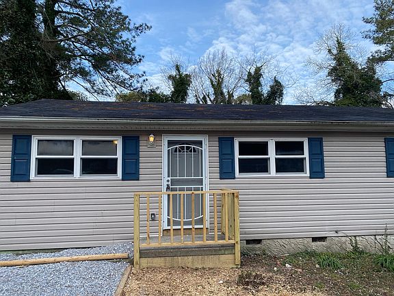 2nd image of 1811 Parkway Dr