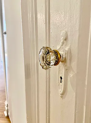 Rented by Brown Harris Stevens | media 19