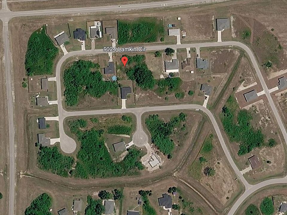 2nd image of 9024 Lamkin Cir