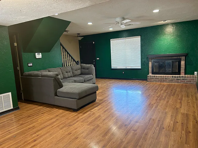 9750 Hefner Village Blvd — Photo 14