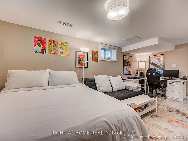 1493 Constance Dr — Photo 25