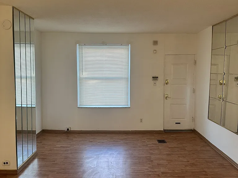 2026 Mercy St — Photo 26