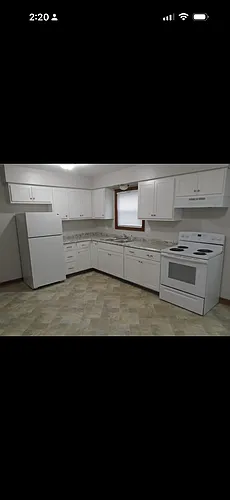 655 Colony Rd Photo 1