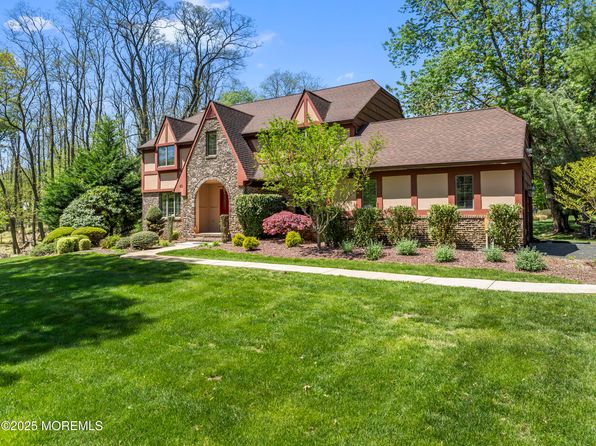 60 Sandalwood Drive, Marlboro, NJ 07746